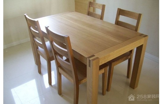 二月红的家中餐桌是否也是祖辈留下来的?实木餐桌保养方法