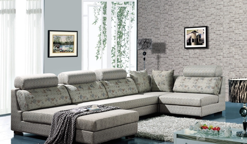 布艺沙发怎么清洗?布艺沙发清洗小妙招