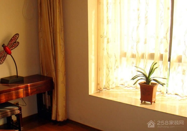 什么是飘窗,卧室飘窗设计什么材料好